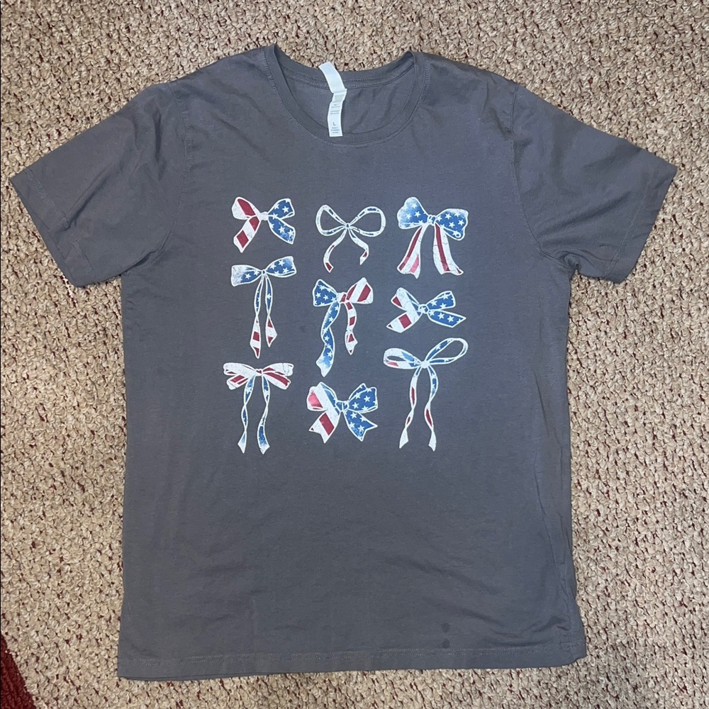 Patriotic Bow Design- gray tee